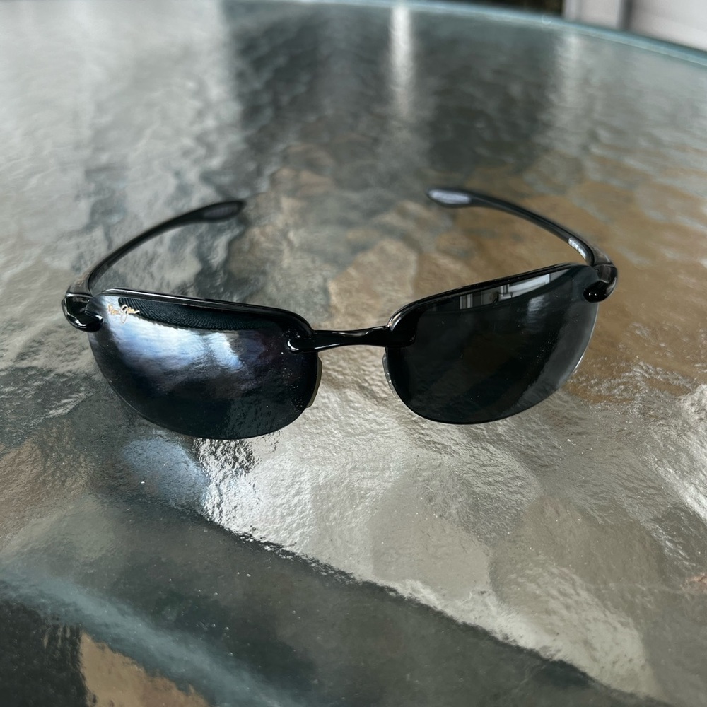 Maui Jim Black Wraparound Sunglasses